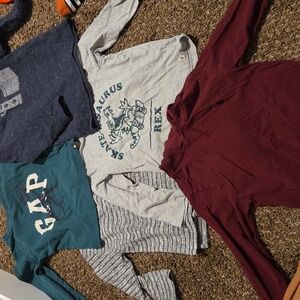 5 Long Sleeve Shirts. Multiple brands